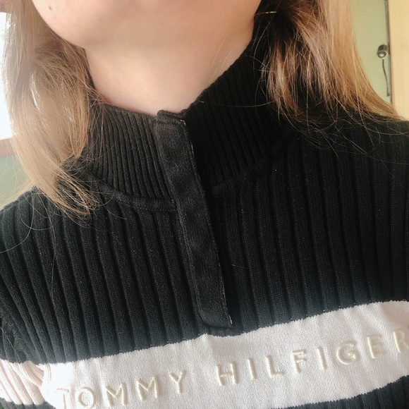 VINTAGE Tommy Hilfiger Mock Neck Sweater💯🔥 - Picture 16 of 16